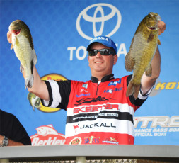 549ED928-4F49-4D40-8F24-47D41788639B