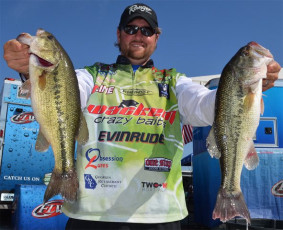 54FEB5B1-0F2A-4166-8395-4B63B8DA0340