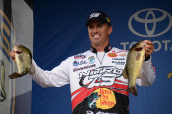 5530D6D5-3356-4878-8C72-2759BE63ED52