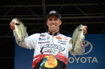 553CC850-22F3-4BC2-8A82-97E0706BD902