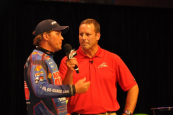 553FF575-EAC2-469E-A2A4-4DB99F8DD004