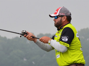 555D45D2-2677-4BC0-9757-DE14071A9084