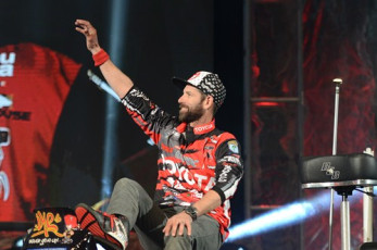 55C6237F-2B91-4BD7-B0CB-435F37E8D79E