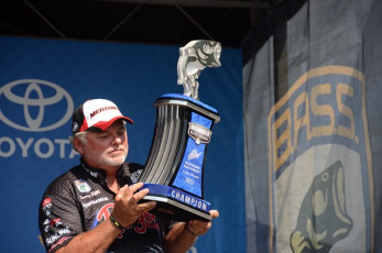 55D539DF-8E8B-4A69-A34C-F7B13D65FE05