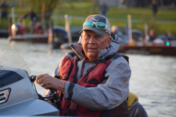 55DA6746-AB16-4D94-8114-C4F27A300E6E