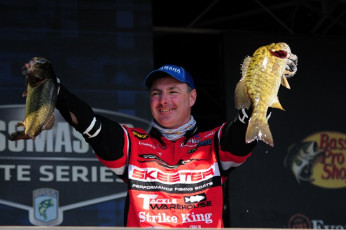 5750AE5B-847F-4C81-8E4C-23F2BD49F57C