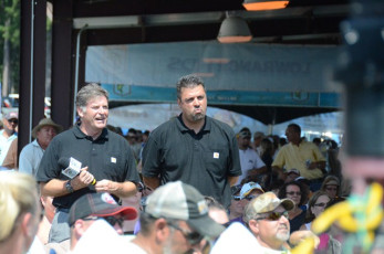 5862EE1B-964C-4A08-AD87-E8711E85F45B