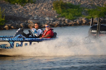 5875558A-AF3A-467B-936B-D8AA80ECADEA