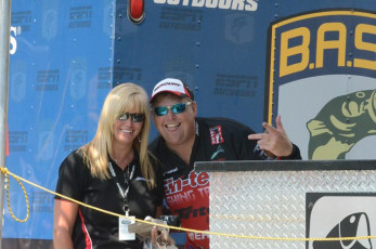 59BA910B-B103-4A00-AB25-148CA8550F04