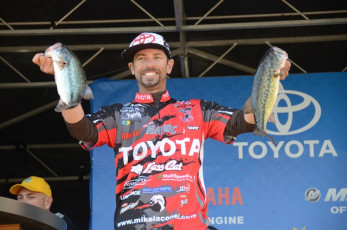 59D54958-CD6D-4DCD-B645-EE1015AF55E4