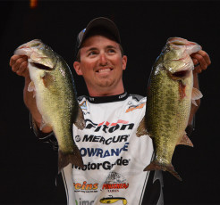 5A781CE0-BCAB-455F-890F-27C15E67D842