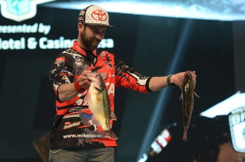 5B00DC19-6F05-48DB-A250-CB9938BB5C29