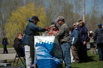 5B733C8D-805D-4134-9A9B-7BBC15D99675