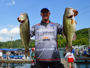 5BB11C65-2F46-49BC-AB91-618F942CF636