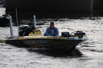 5C21A564-44F4-4E83-97B9-485F78D307A7