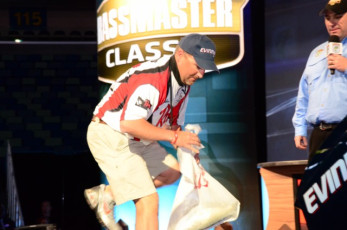 5C982463-3940-4358-93D0-729CE5BB9ADA