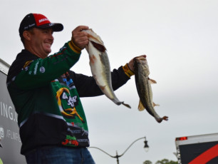 5CBCE738-80E7-41EC-A991-9FBE5E046A95