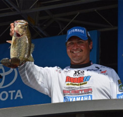 5D283A98-CBB9-43D8-82C8-D9968E0D1ACC