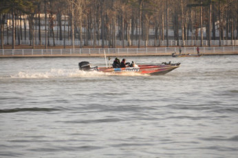 5D3EDE96-23E8-4675-94F4-AAF5876AAE80