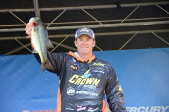 5DD5E7BD-C7A3-4006-8F2C-1604B1BAACEB