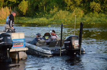 5F097B5B-D0AA-4A21-A499-8C3C840FE74A