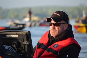 602BB4D6-AED1-4D84-8143-A018D59270D7