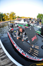 60454E34-F94C-48D5-9B78-2268F7B16F6C