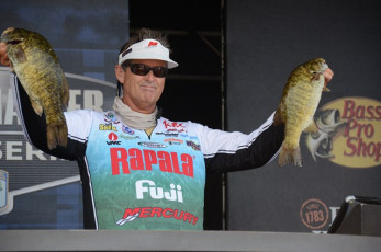 608449D5-9B6E-42BF-AA92-E5B109F6284D