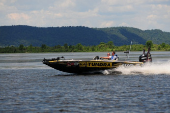 6175957E-3215-4D3F-8931-AE5B2B60CDC0