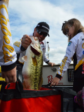 61A930AD-9B9D-4812-B4F4-24E76CE61BB3