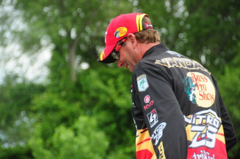 61D362ED-EB48-4CAB-89B0-613064101337