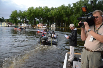 62B75B56-8FF6-4397-BB09-E799D4D7D70A