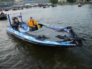 62E6CBA2-7538-44BD-A74D-3A5CA9A1892D