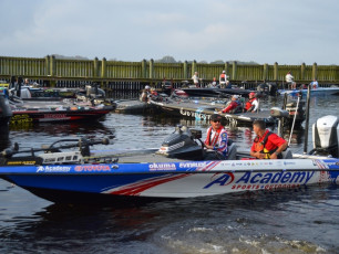 62EC5DCD-392A-467C-946C-790B4093DED8