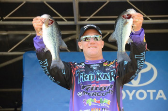 62EE4966-75DB-4056-B4CB-9E411F9F0073