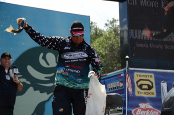 63D47F60-5F63-4A01-9DCE-7265477D8F91