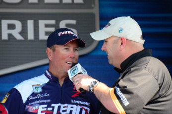 643AC05E-A2FE-4E27-BA2D-DB79C287B24D