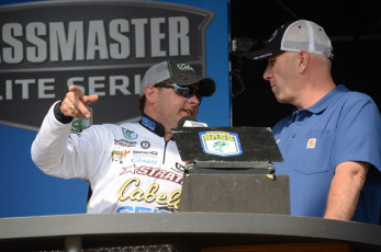 644F670A-741A-4245-B0E3-BED3E693FBBD