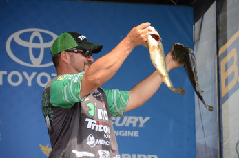 649A41A6-E66C-4930-A6B8-86AA59F37309