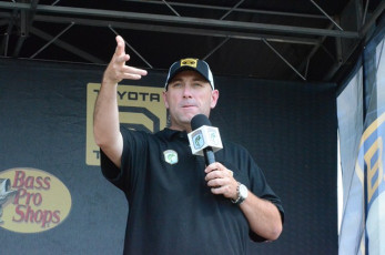 649BB2F0-6779-4BFC-AFE3-93B32D11E99B