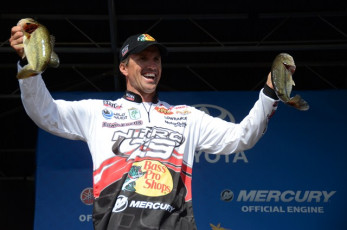 64E4A94B-B512-49D9-AD4F-02E8D5F1AB15