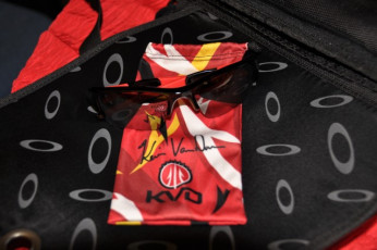 65D839B8-4B6B-46BB-9DE1-C1C8CD6165A9