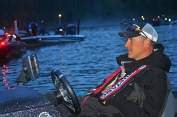 660AF8AA-F9A7-4747-A686-F5E784E00BFD