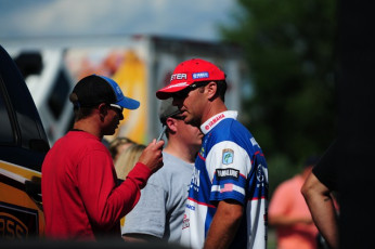 66587DEF-EC44-4722-85E1-507EB368DEB8