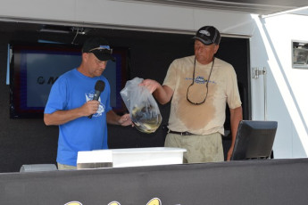 66611A4C-3C9A-433A-ABEF-C05F787285E0