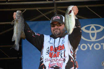 66ED443E-81E6-44B4-A544-1F39104E9519