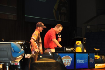 672DB8BE-5D1D-49FE-B282-C8340A04CBAF