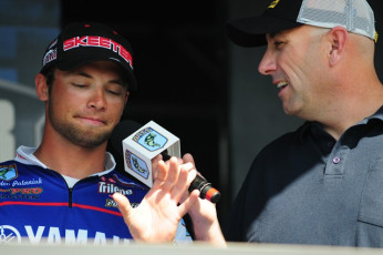 6750E2C4-51A0-4EC5-B6A4-0C654441B9C0