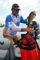 67C655D8-AF39-41C9-A142-F80B02B419CE