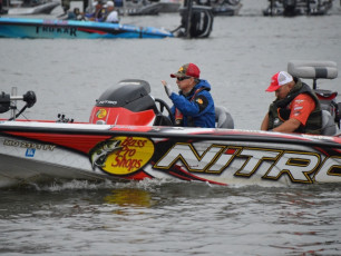 68920CCD-BB9A-49F8-BC2E-AB3294B8475B